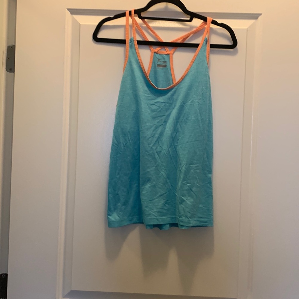 Work out top